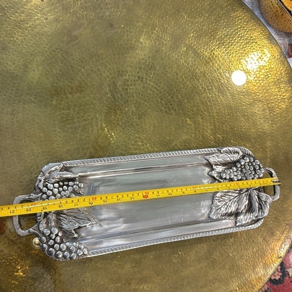 Vintage Betty Barrena Pewter Tray. Large Grape Leaf Tray w Handless - Picture 7 of 9